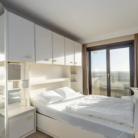 Corner With Frontal Sea View Middelkerke