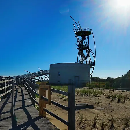 Corner With Frontal Sea View *
